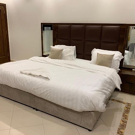 Friday Suites 欧拉 外观 照片