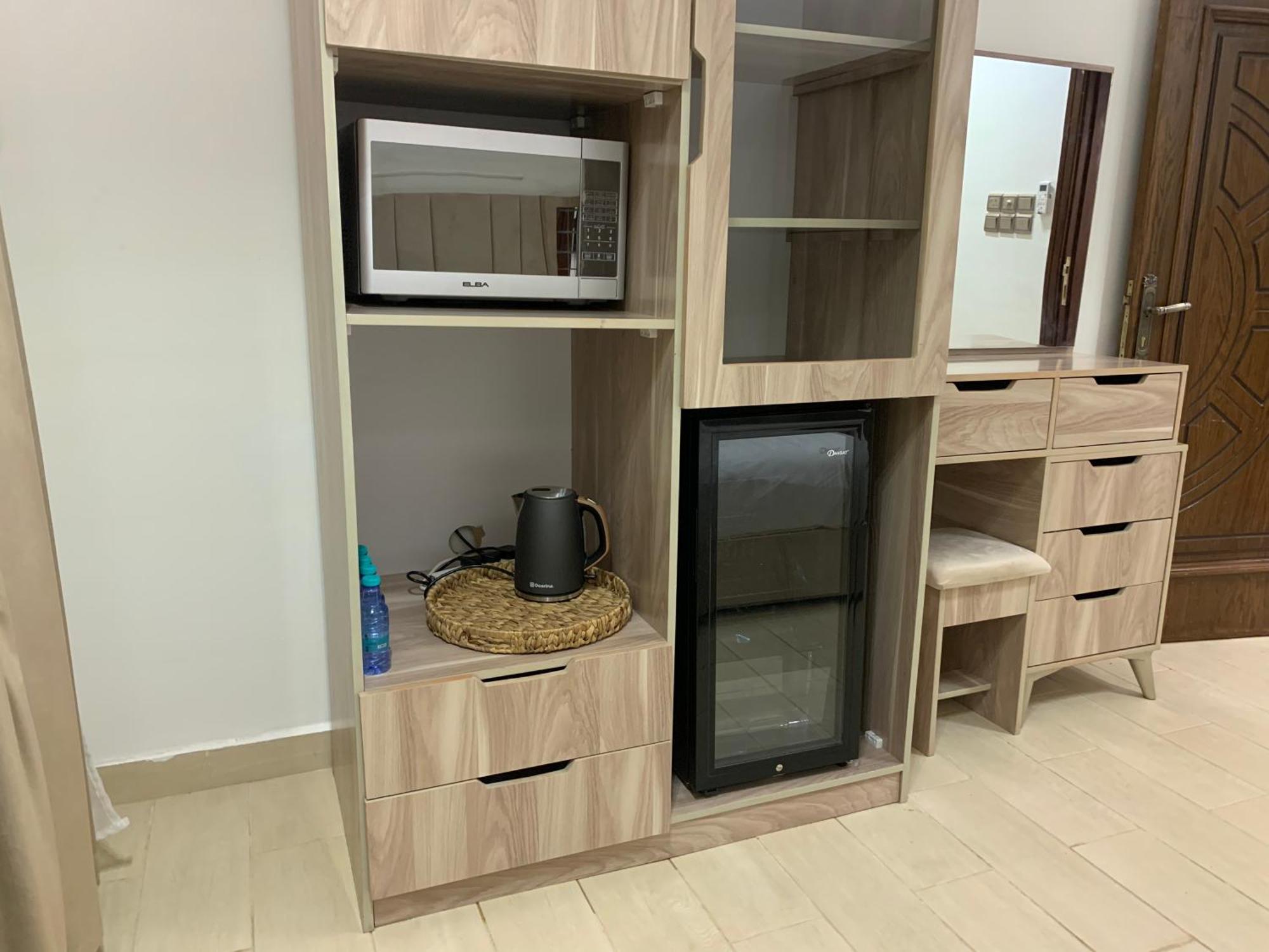 Friday Suites 欧拉 外观 照片